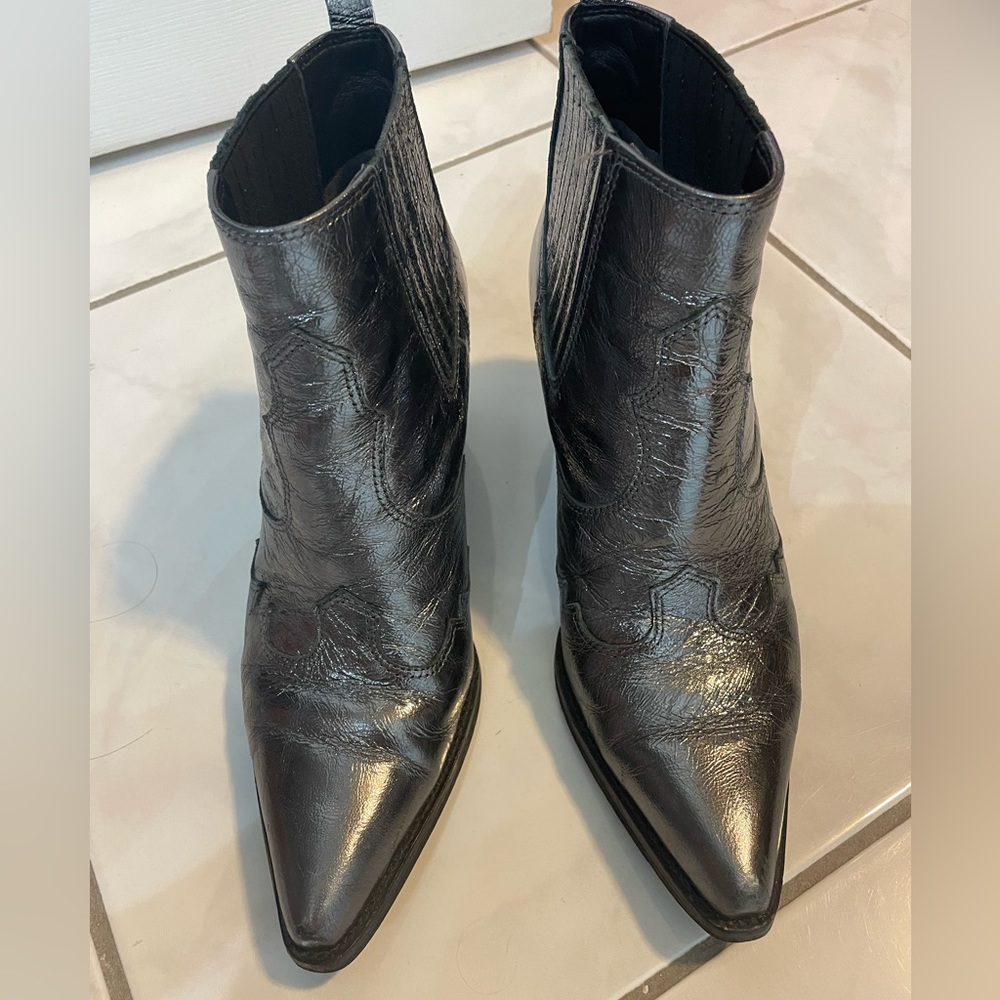 Sam Edelman Winona pewter silver booties western cowboy ankle boots Sz 7